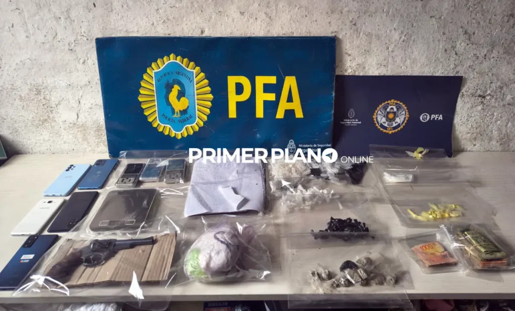 Embarazada vendía drogas en el barrio Carlos Gardel