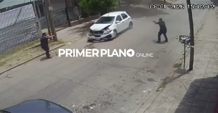 Persecución de película en Merlo