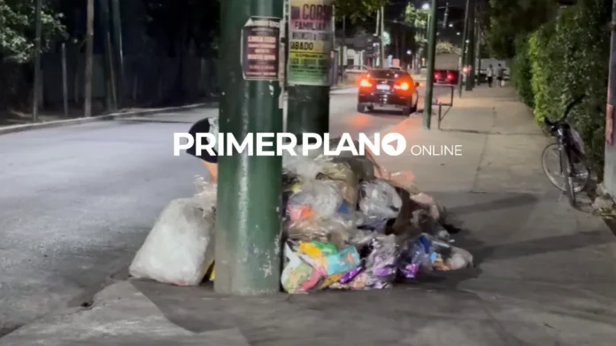Denuncia vecinal por basura acumulada en El Abastecedor