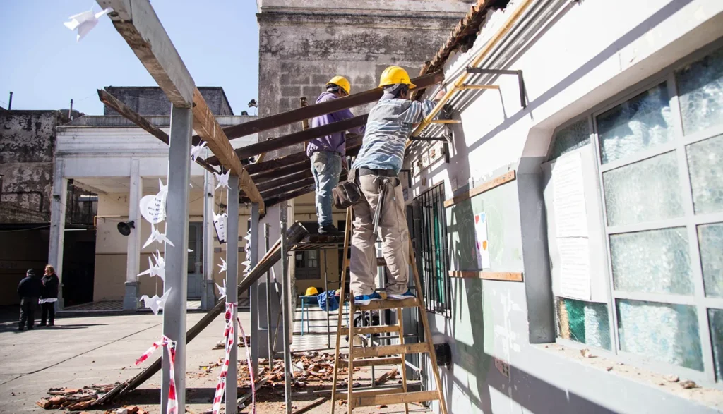 Fondo reparador de escuelas