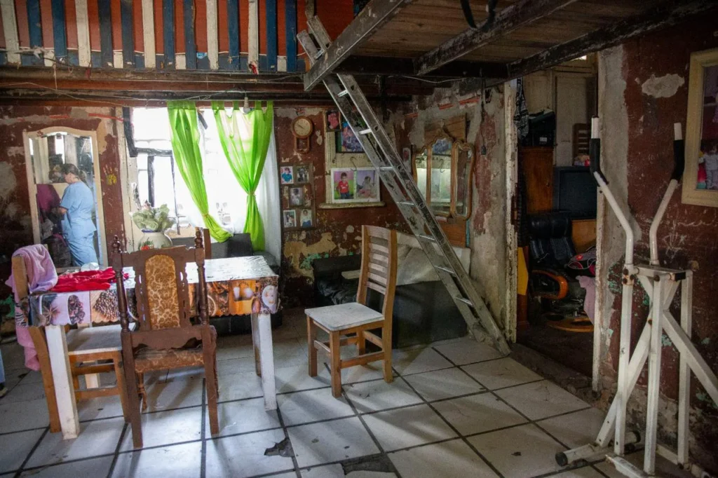 Recuperación estación Lourdes en Santos Lugares