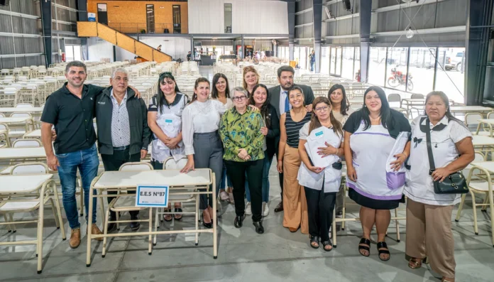 Mobiliario para escuelas de Moreno