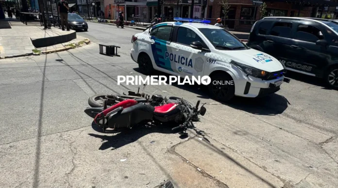 Choque entre auto y moto en Ituzaingó