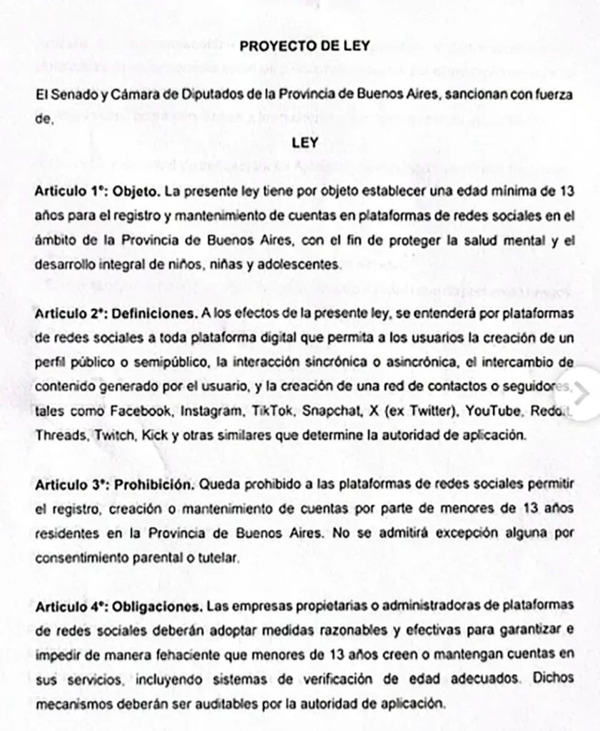 Proyecto para prohibir redes sociales a menores de 13 años