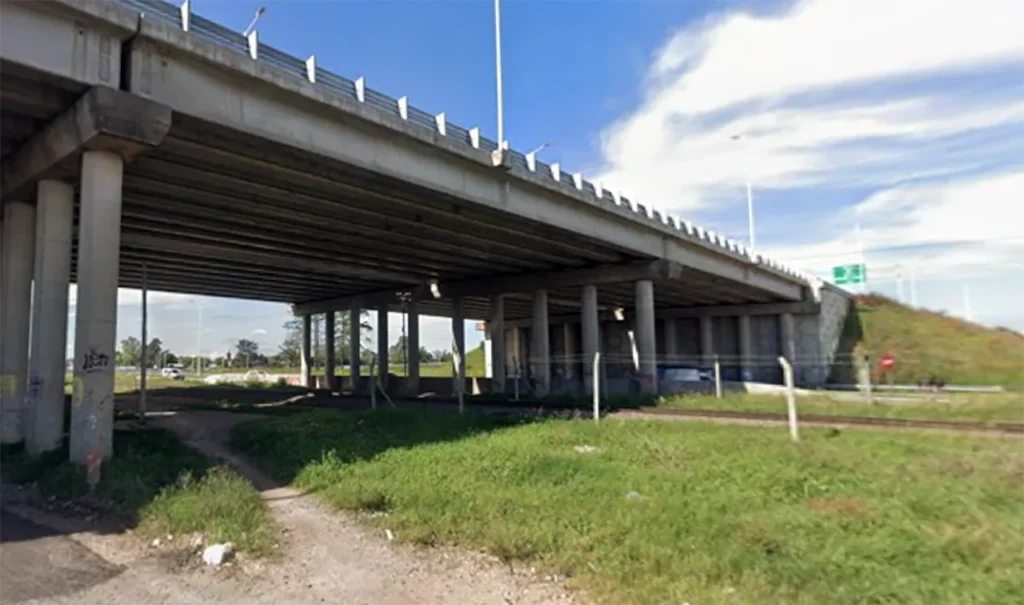 Murió nene al caer de un puente en Mariano Acosta