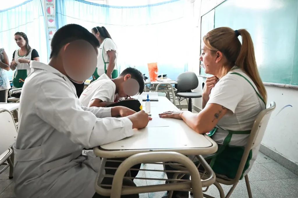 Vuelta a clases anticipada en Provincia