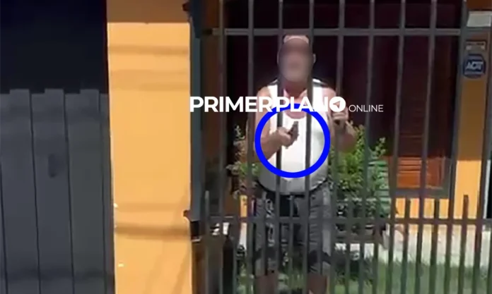 Vecino agresivo en Morón