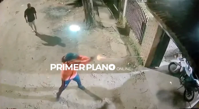 Escándalo con pelea vecinal en Merlo