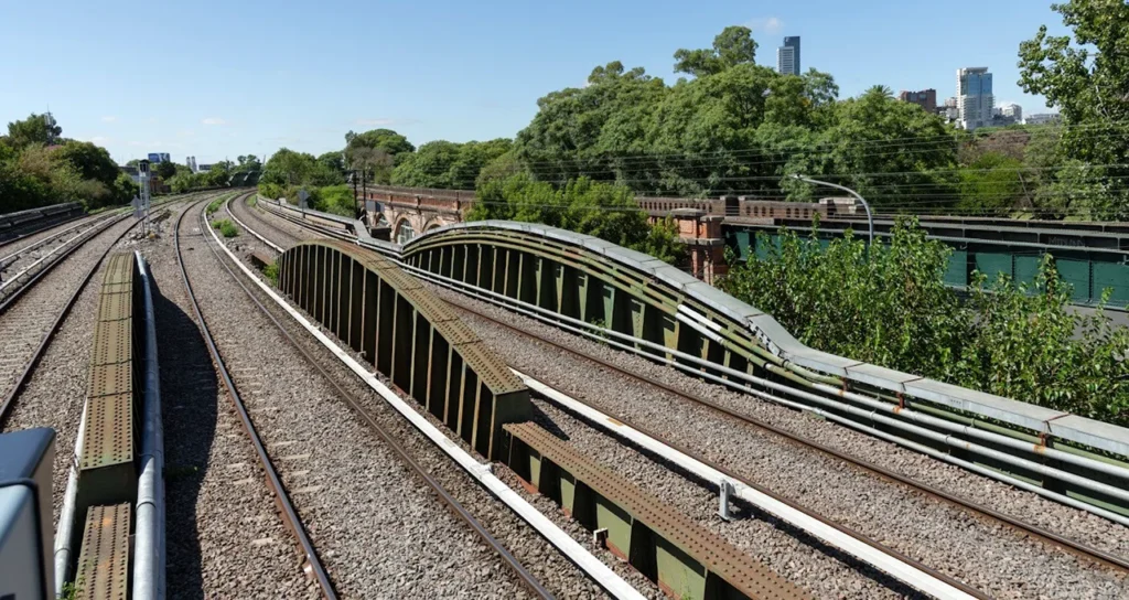 El tren Mitre vuelve a Retiro