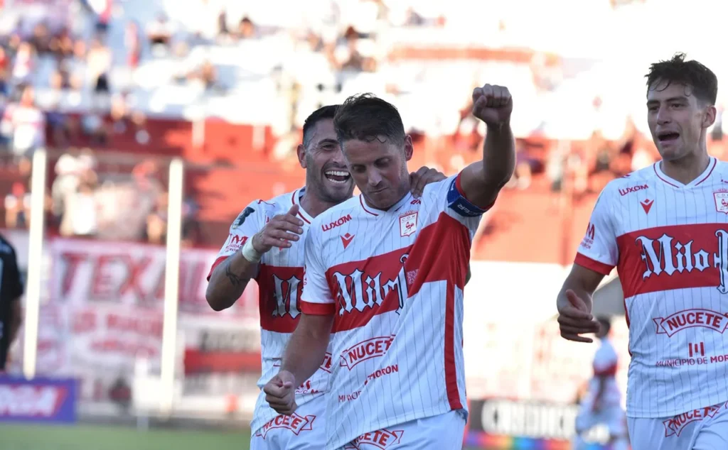 Morón derrotó a Central Norte de Salta