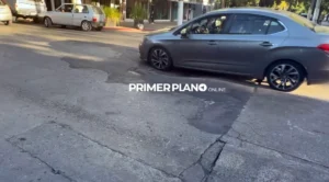 Reclamo por un pozo en Castelar