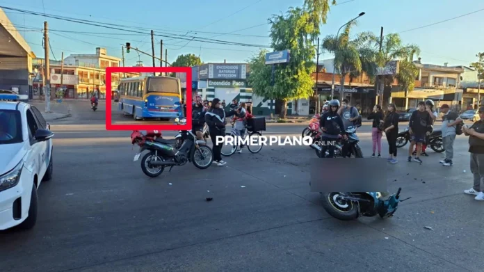 Choque fatal entre moto y colectivo en Morón