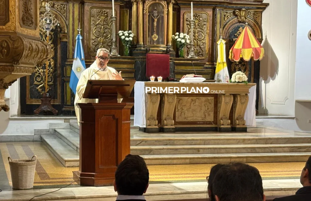 Homenaje al Papa Francisco en Morón