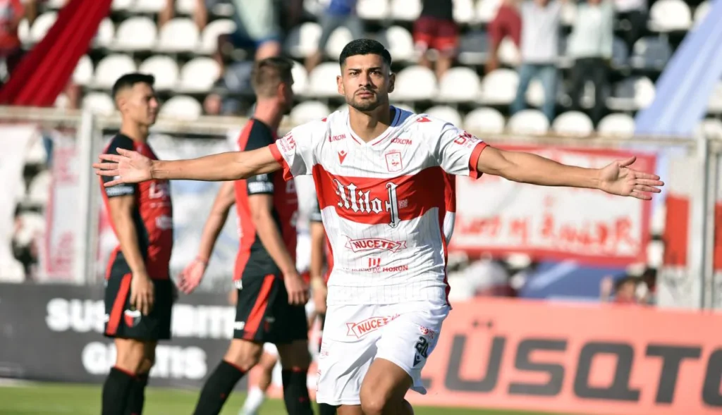 Deportivo Morón derrotó a Colón en el Urbano