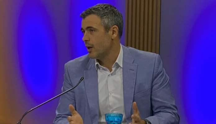 Gastón di Castelnuovo abre la puerta para un acercamiento con La Libertad Avanza