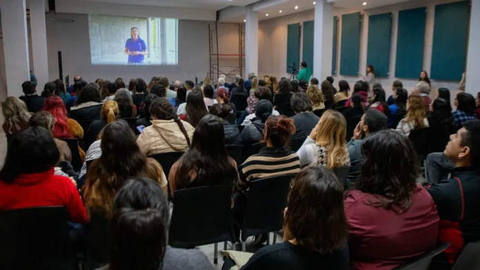 Proyectos de desarrollo en la UNAHUR