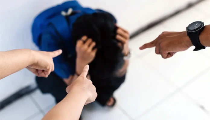 Condena por bullying