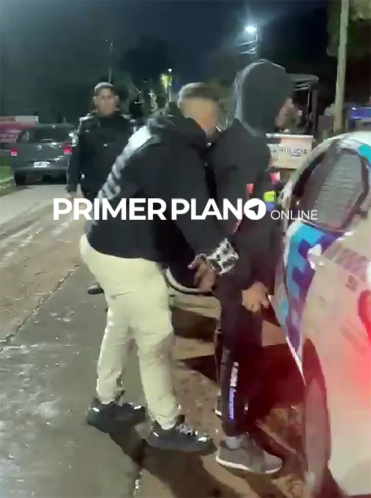 Dúo de ladrones contorsionistas
