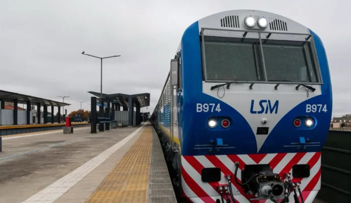 Locomotora tren San Martín