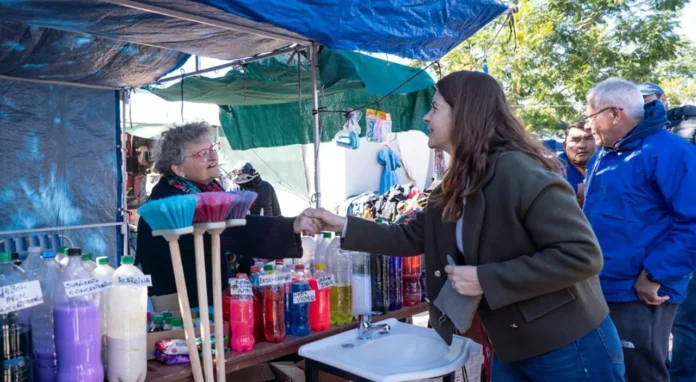 Mariel Fernández recorre la Provincia