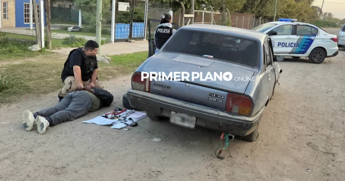 Se robaron una camioneta a tiro