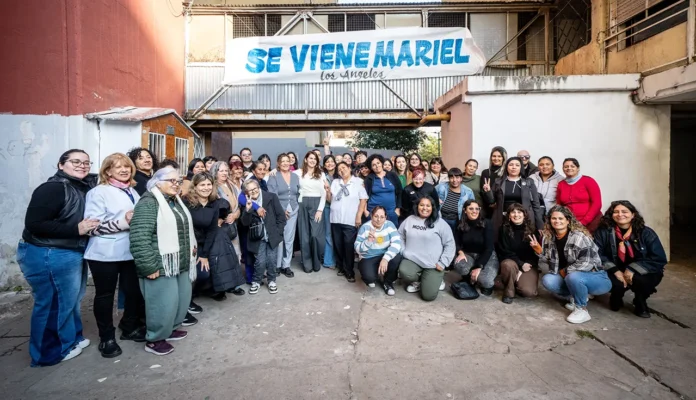 Recorrida de Mariel Fernández por Tres de Febrero