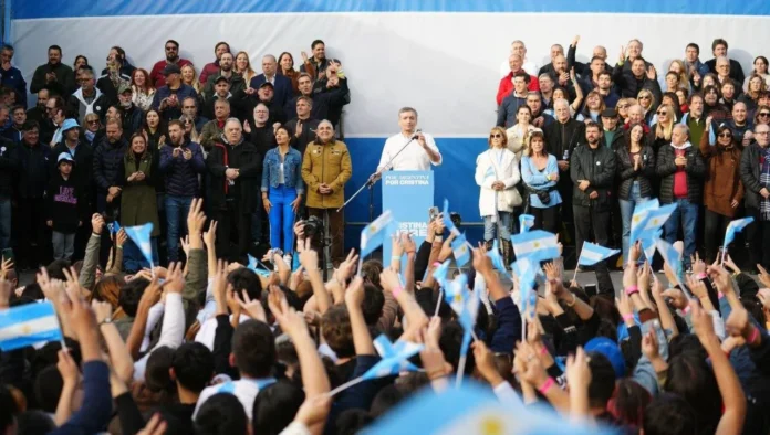 Banderazo por CFK
