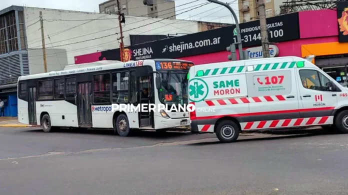Falleció mujer en el colectivo en Morón