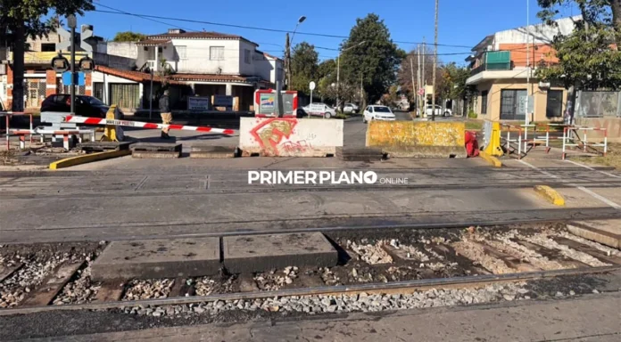 Cierre del paso a nivel de Zapiola