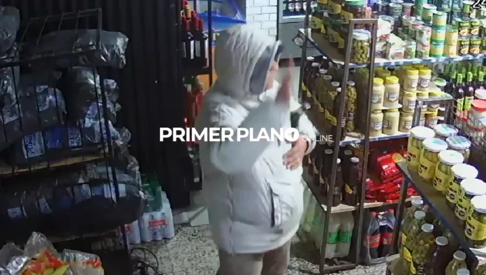 Robo en quesería de Morón sur