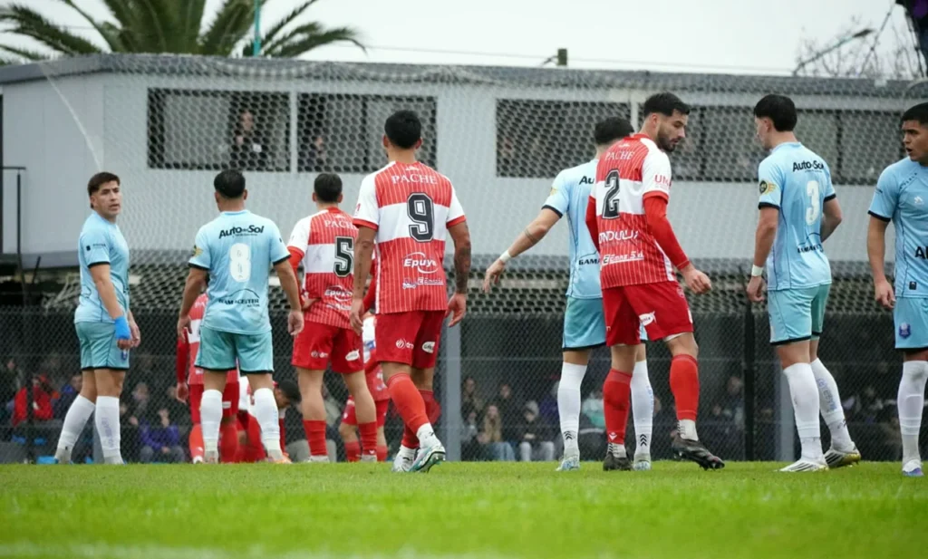 Morón derrotó 2 a 1 a Bolívar