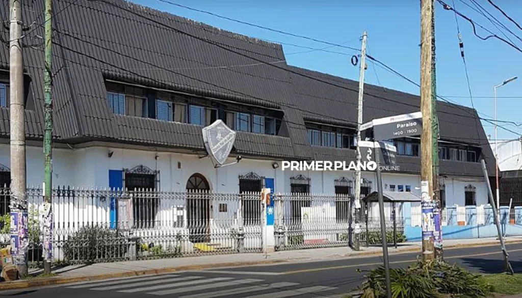Denuncian al colegio Elmina Paz de Gallo