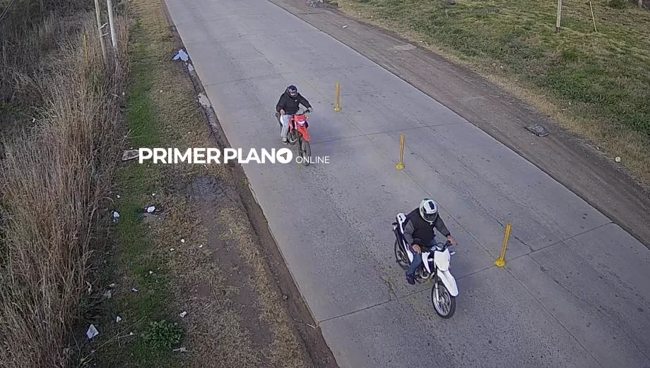 Policías camuflados como playeros