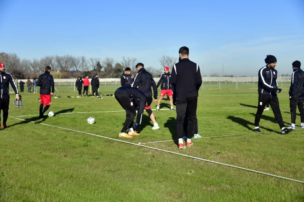Primer entrenamiento en el predio Nolo Aguirre