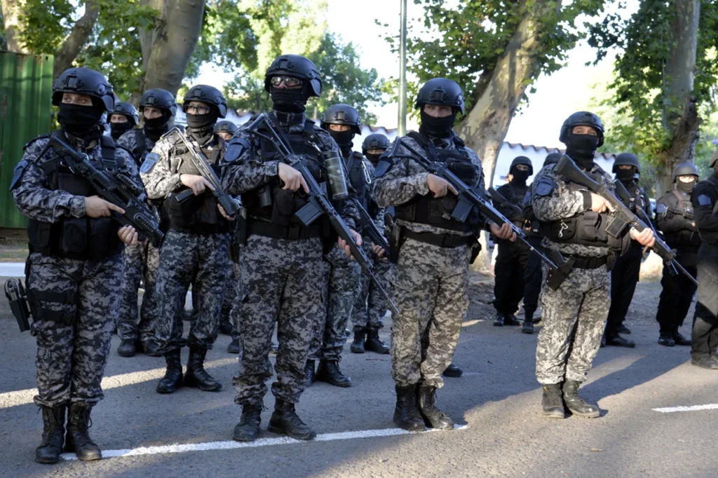 Aumento a fuerzas federales