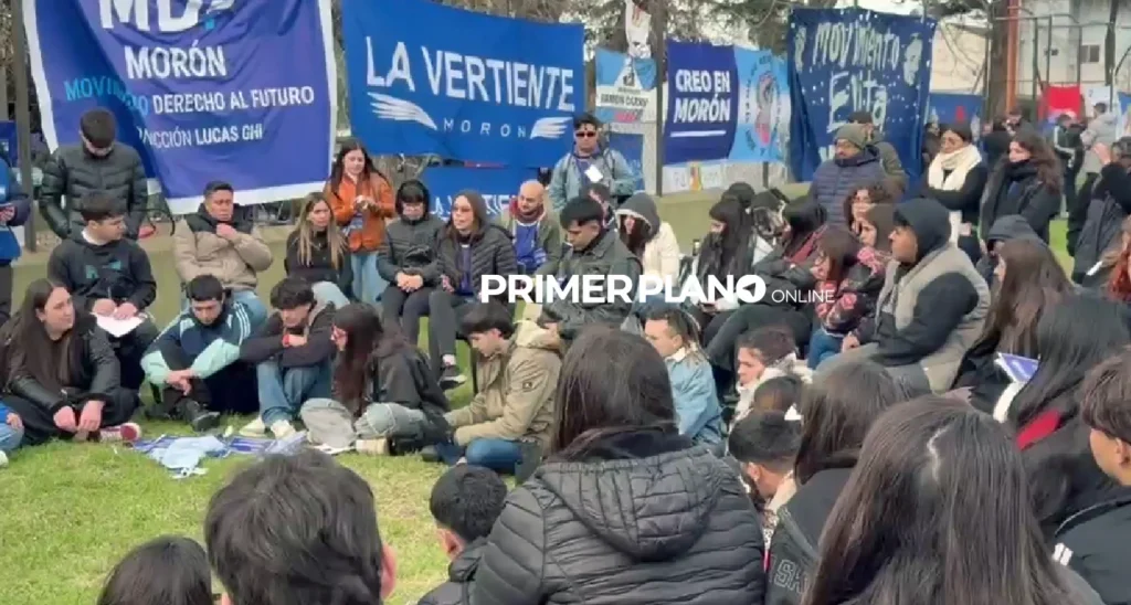 Plenario del Movimiento Derecho al Futuro en Morón