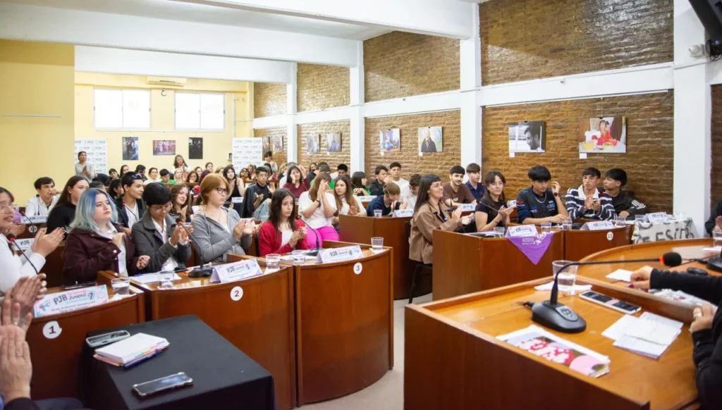 Parlamento Juvenil en Ituzaingó